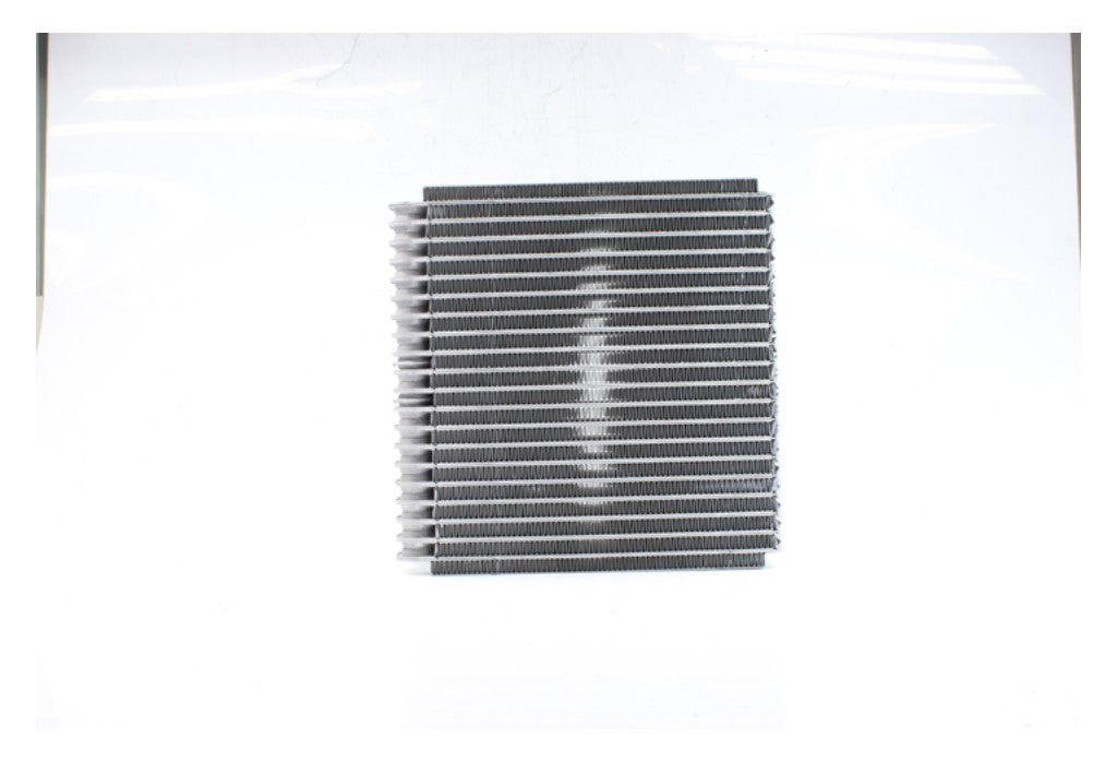 SKU 410141.VM - Evaporador Caterpillar 320C Pa Carregadeira