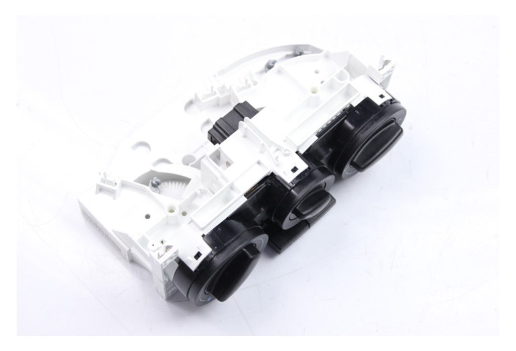 SKU 440879.VMO - Comando A/C VW Golf 1999 a 2007, Bora, Passat, Polo [Original]