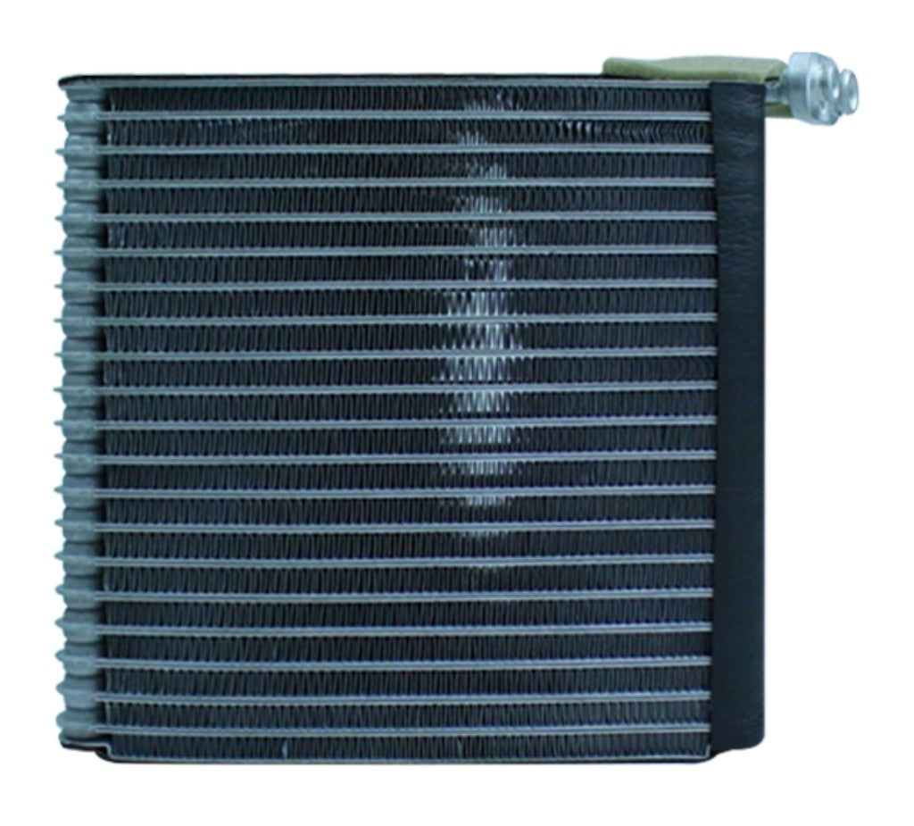 SKU 410746.VM - Evaporador Toyota Hilux SW4 /SRV 2004>